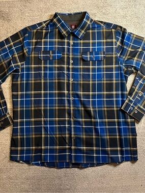 Swiss Tech Men's Blue and Black Plaid Button-Down Shirt Heavyweight Outdoor